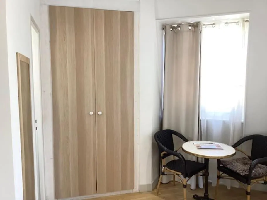 Paris, Opera 5...Charming Apartment In Париж